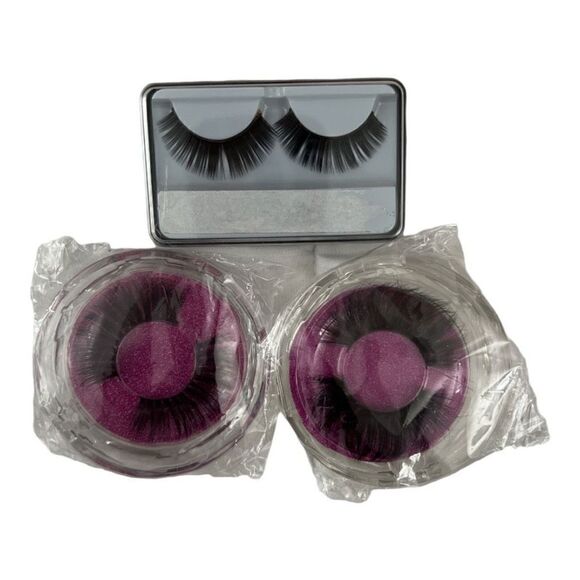 Extreme Lashes  - Picture 4 of 6